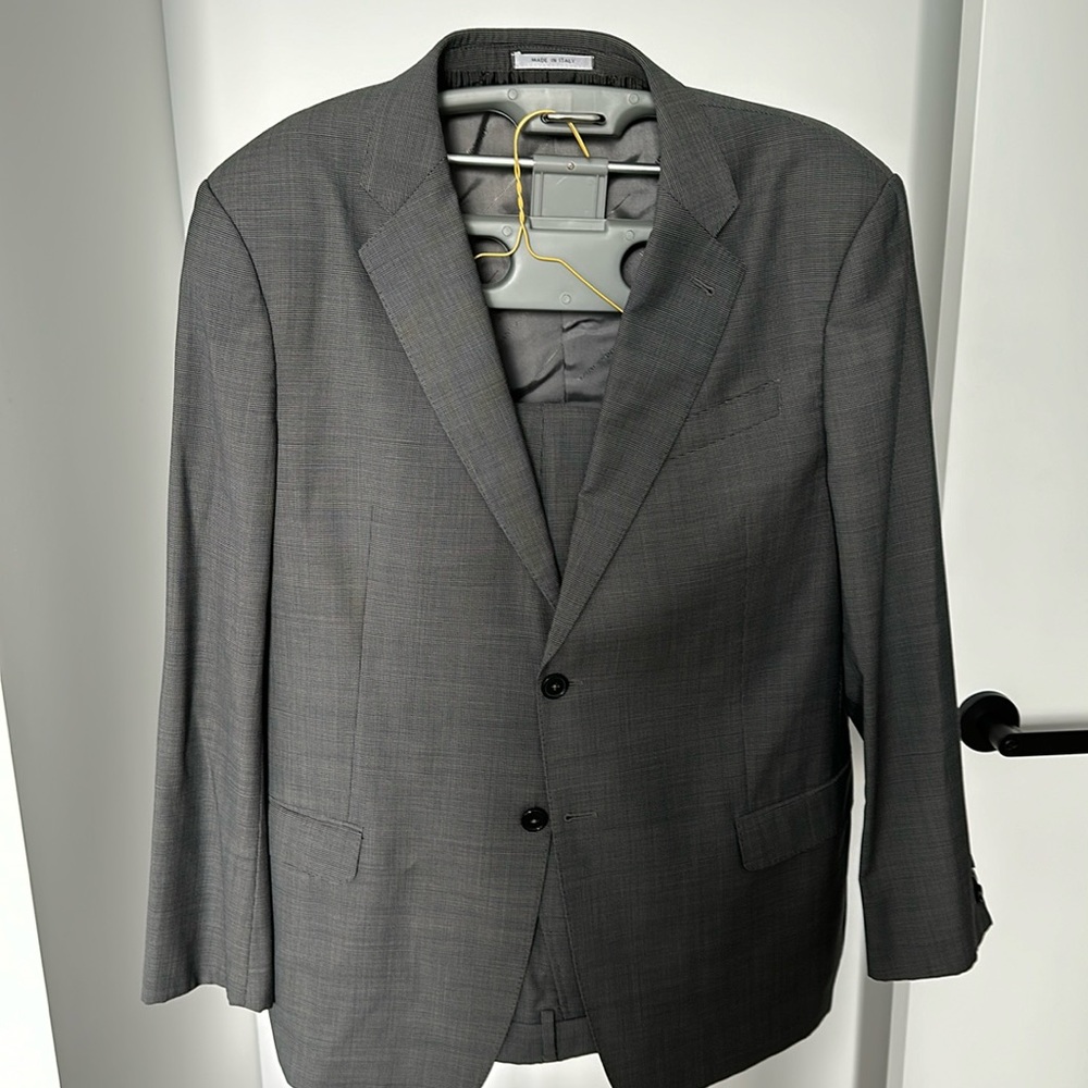 Armani Collezioni men’s suit